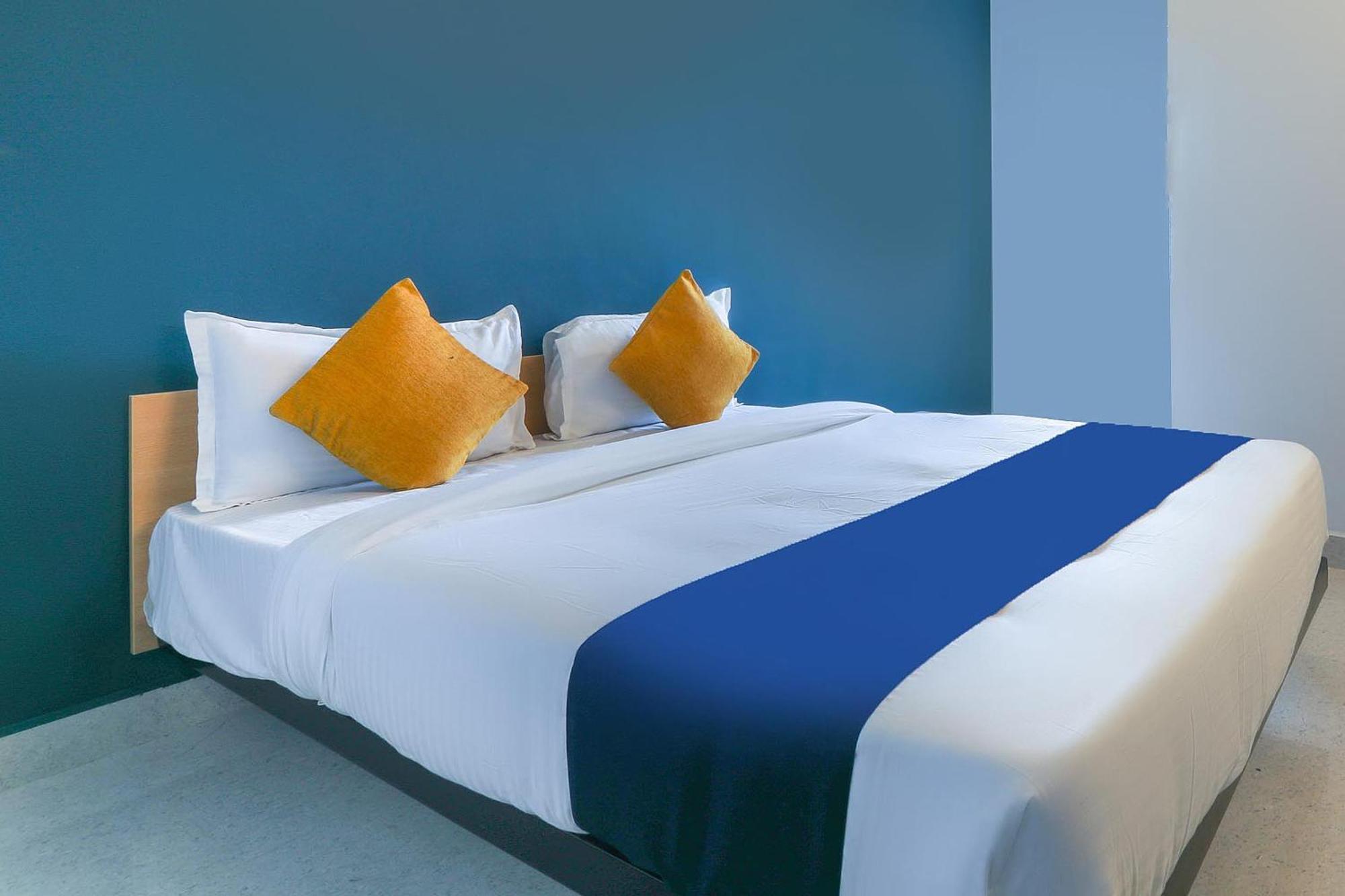 OYO Flagship 62753 Maraimalai Nagar Hotel Singapperumalkovil Bagian luar foto