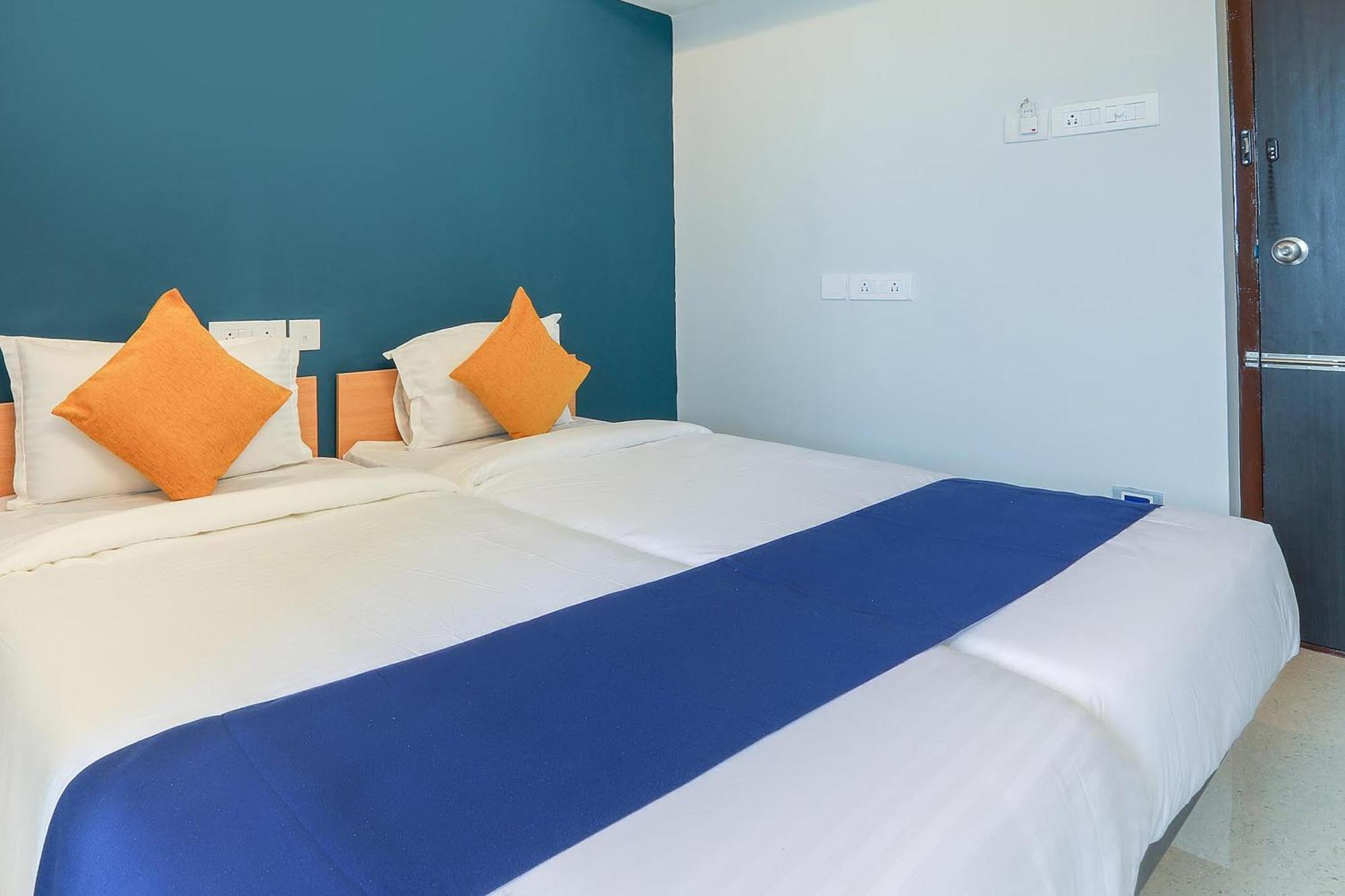 OYO Flagship 62753 Maraimalai Nagar Hotel Singapperumalkovil Bagian luar foto