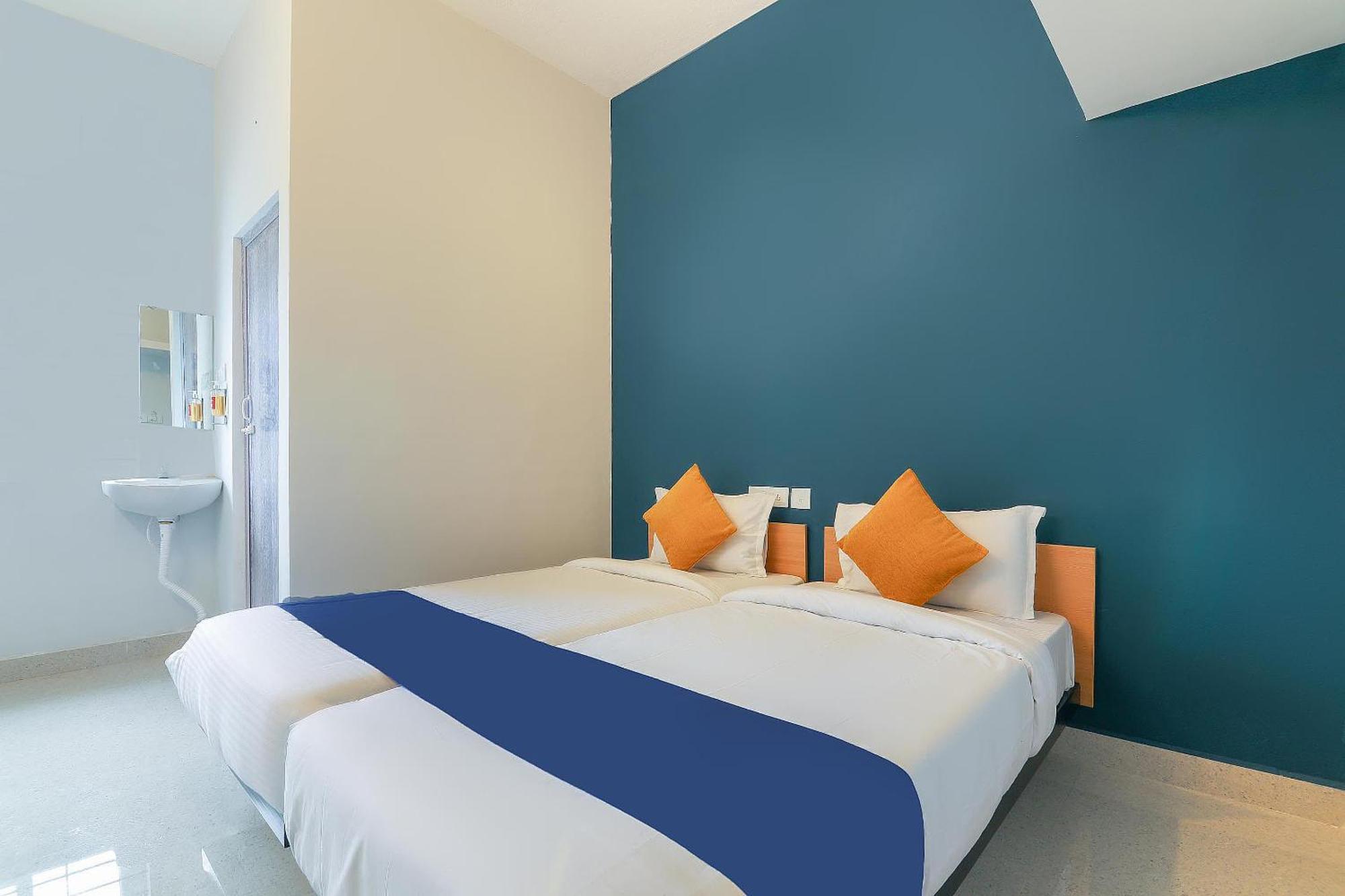 OYO Flagship 62753 Maraimalai Nagar Hotel Singapperumalkovil Bagian luar foto