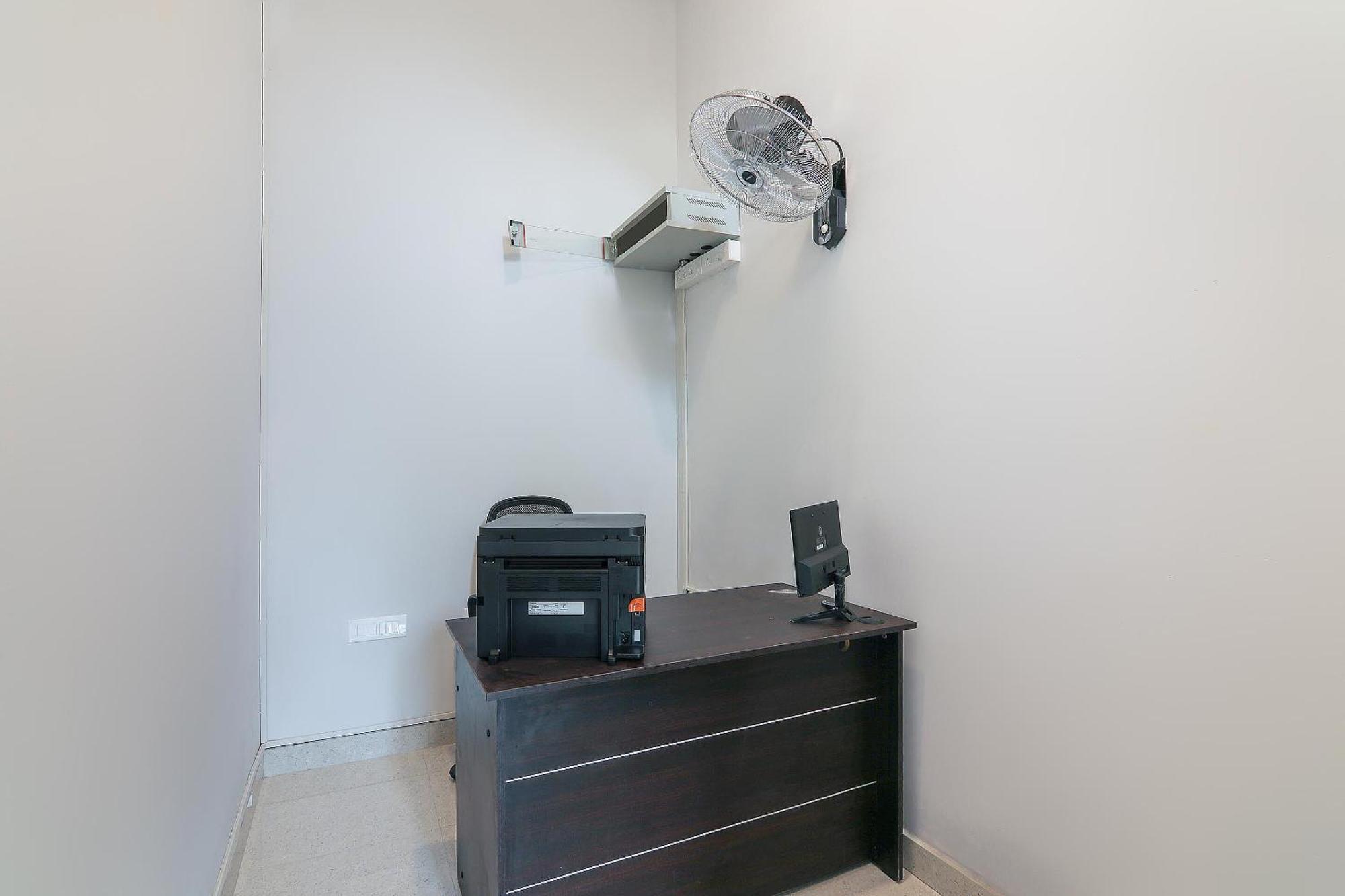 OYO Flagship 62753 Maraimalai Nagar Hotel Singapperumalkovil Bagian luar foto